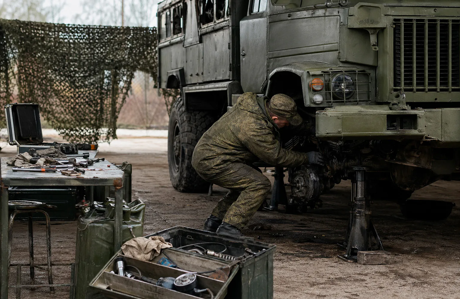 Автомеханик на СВО по контракту